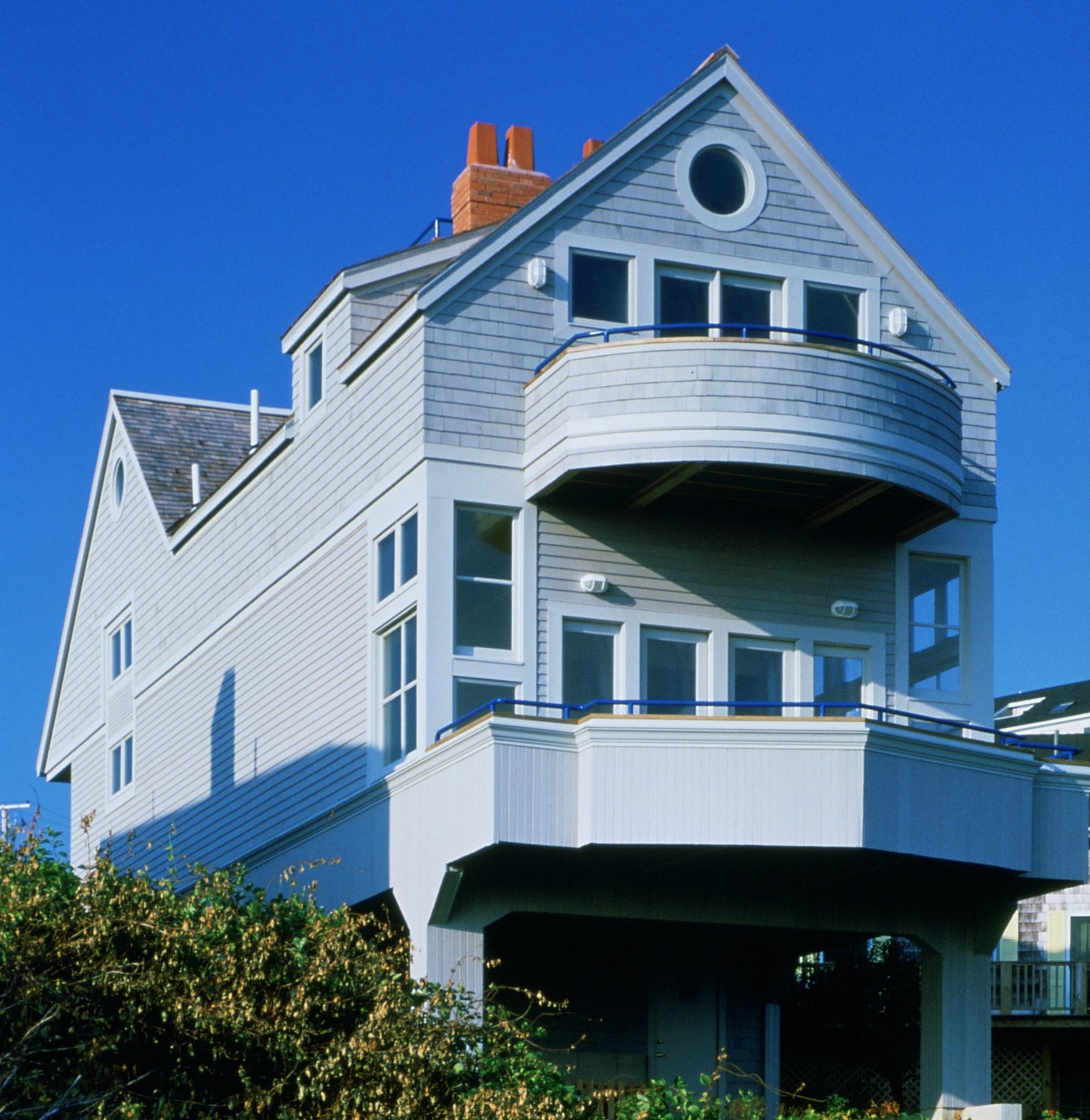 Marginal Way Summer House Eck MacNeely Architects