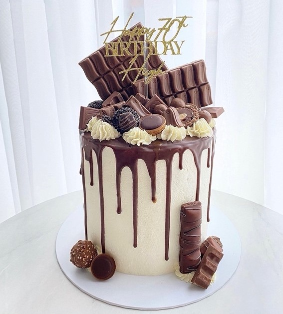 Galaxy Kinder Bueno Chocolate Drip Cake The Eclair Cake Bakery