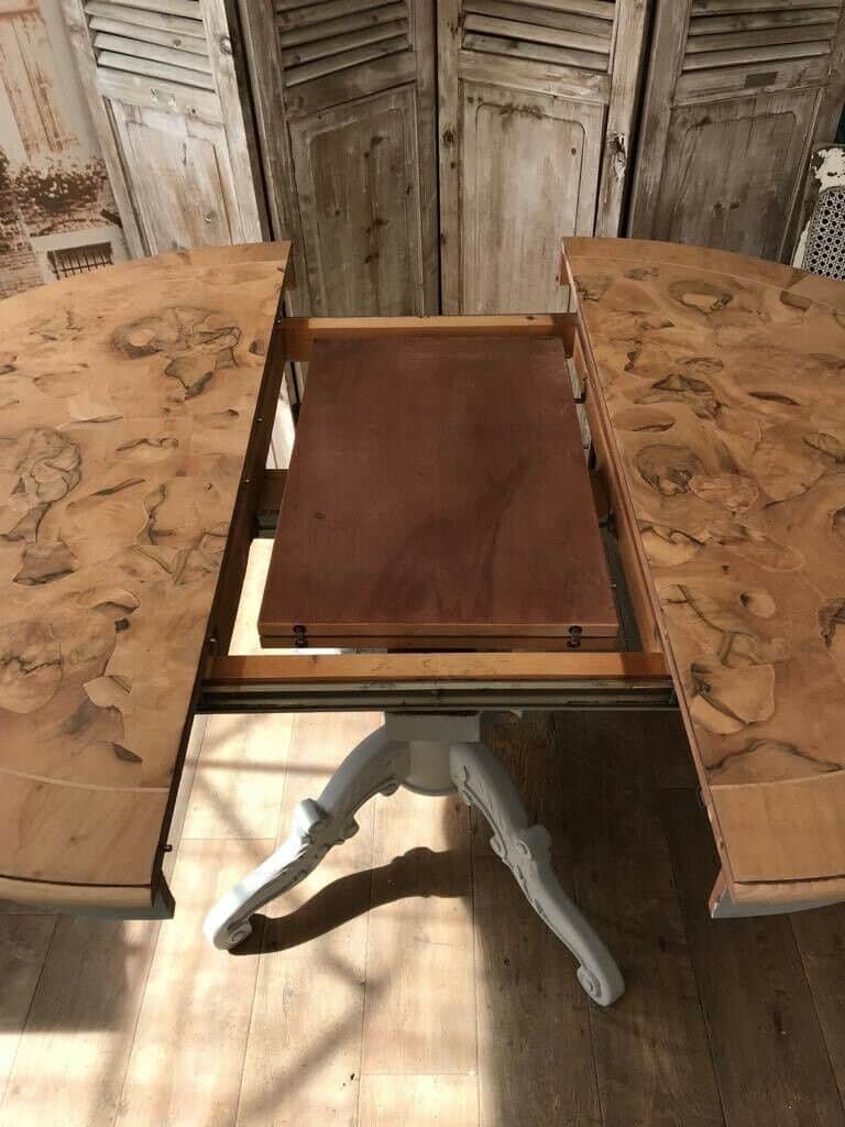 Shabby chic round extending dining table ECLECTIVO London Furniture