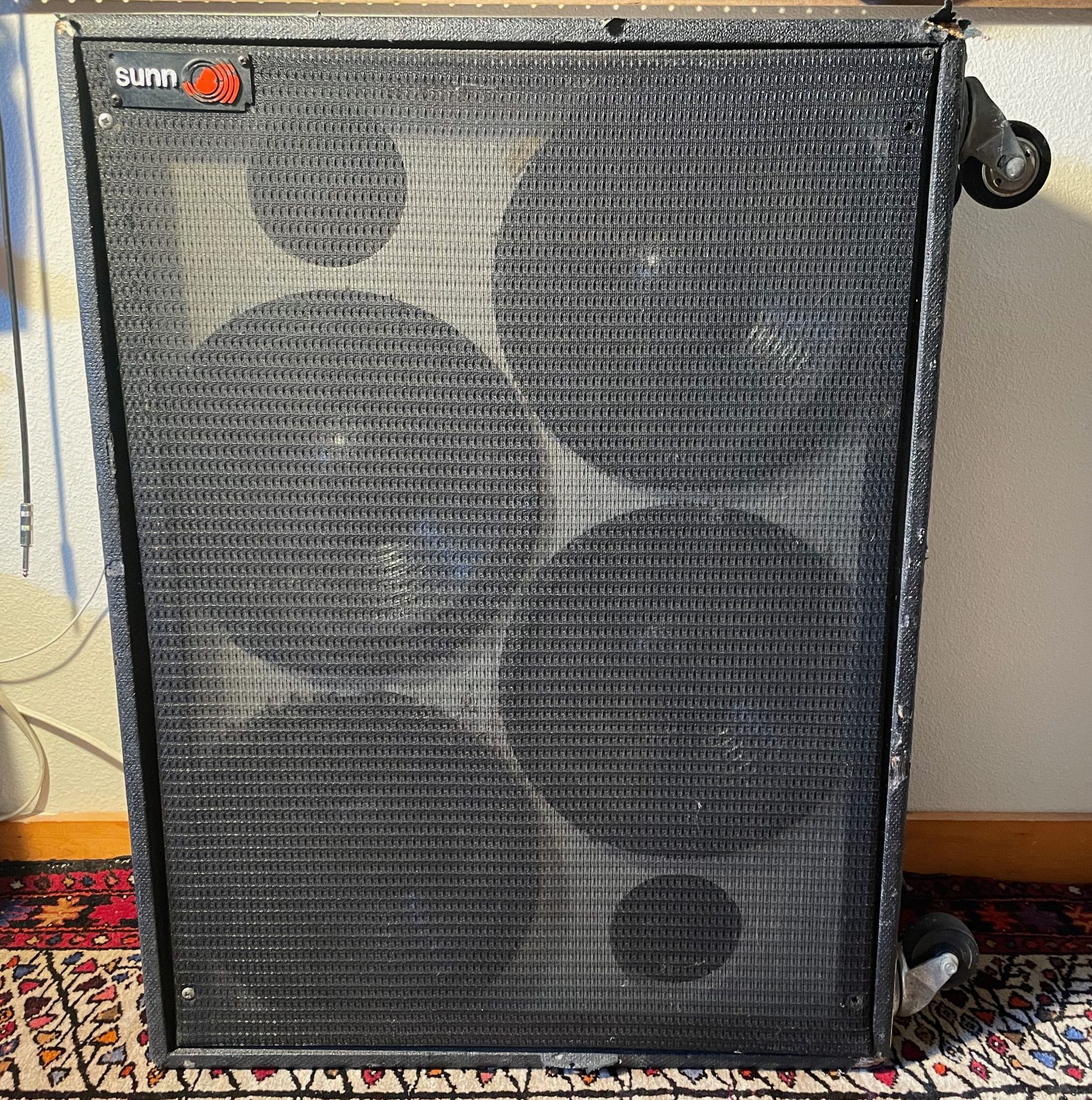 Vintage 1970's Sunn 4x12 Staggered Guitar 16ohm Eclectic Sounds