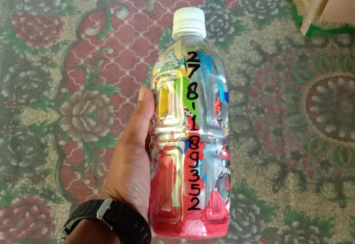 Ecobrick 189352 278g of plastic sequestered by Hilman Man in Gowa