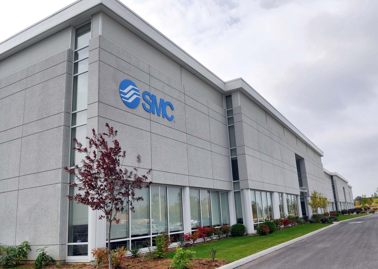 MultiTenant Industrial (145,000 Sq. Ft.) Ville StLaurent, QC