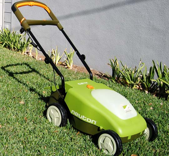 Best eco friendly lawnmowers for greener lawns Ecofriend