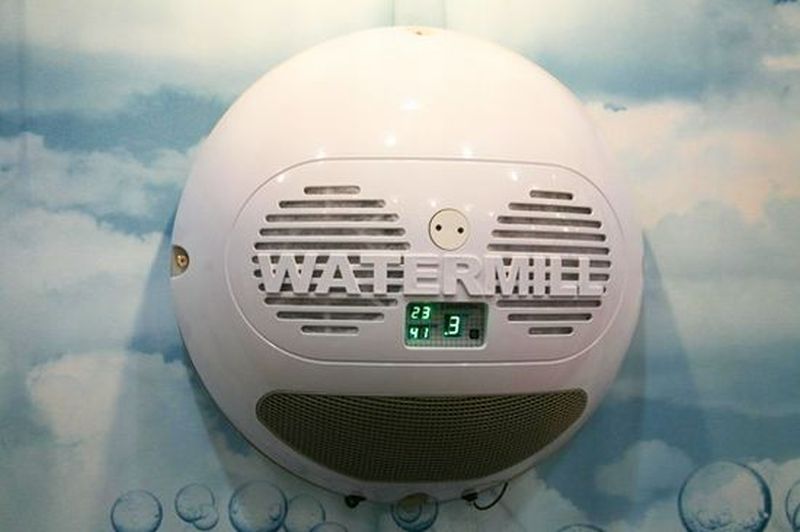 Products and concepts that harvest water from the air