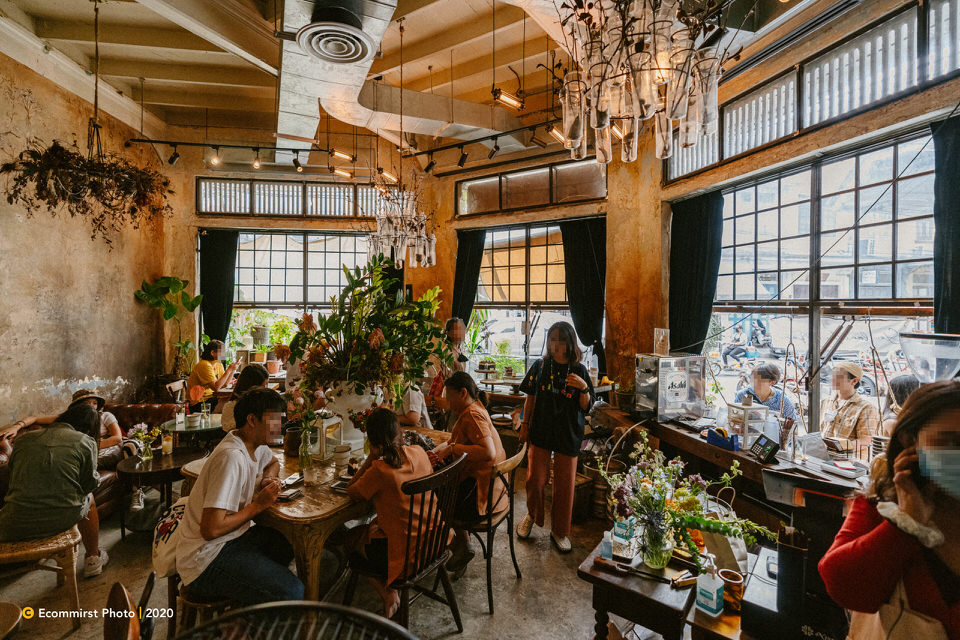 Wallflowers Cafe (เยาวราช)