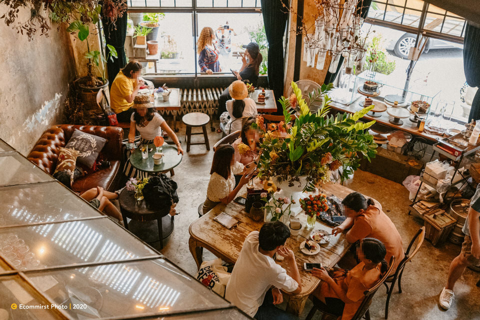 Wallflowers Cafe (เยาวราช)