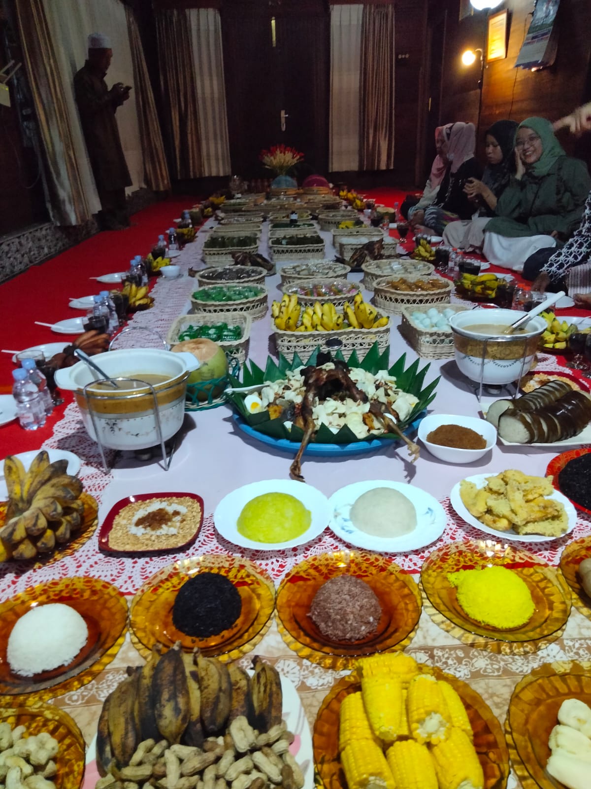 Pesona Kuliner Banjar Dan Pelestarian Adat Atur Dahar ECONOMIC TRAVELLING