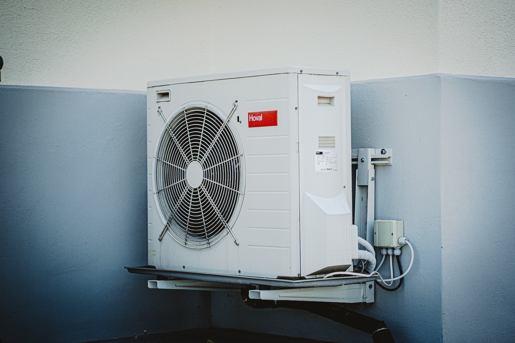 Selecting the Right Commercial HVAC Contractor