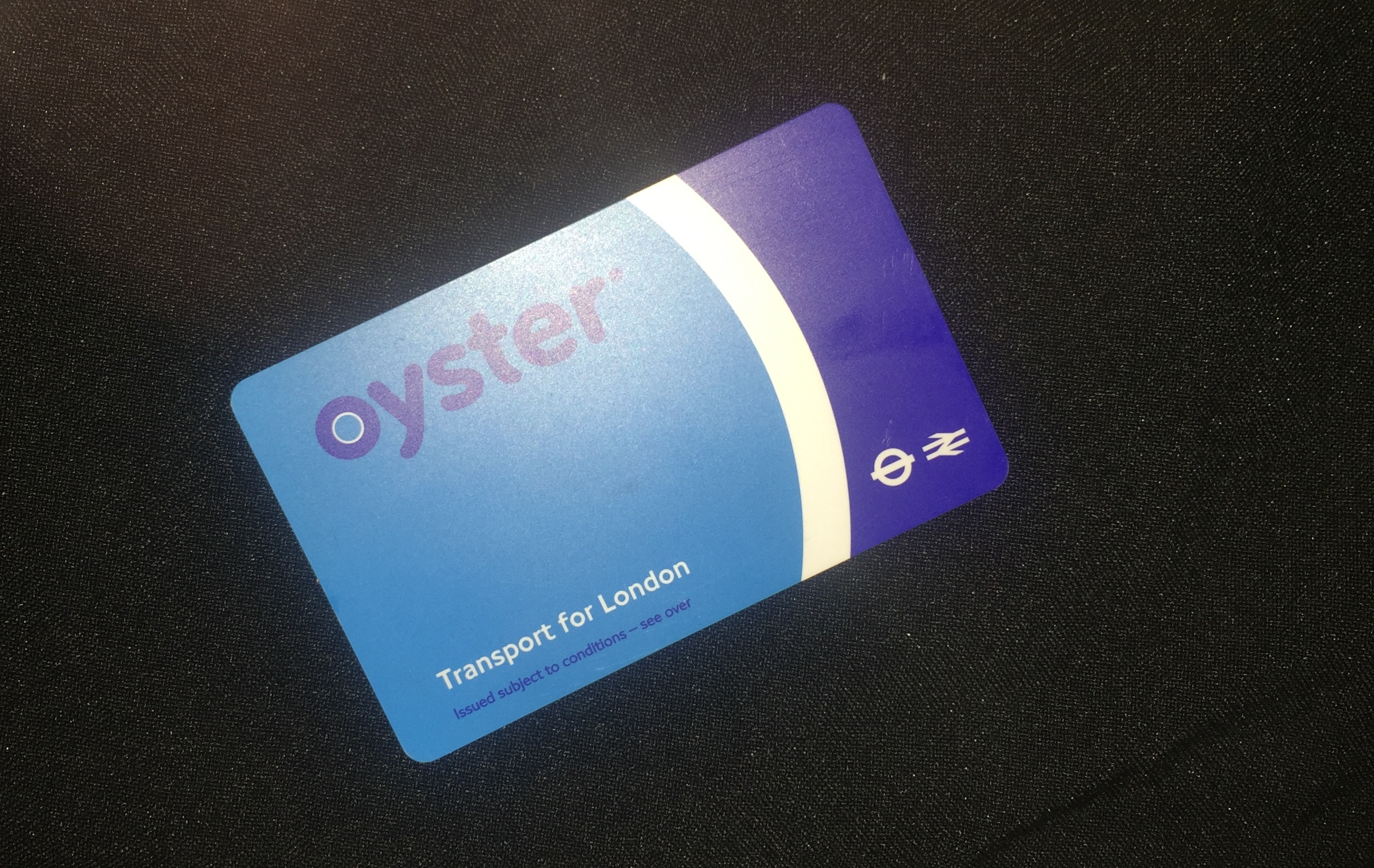 Which is cheaper Contactless Card or Oyster Pay As You Go? Economy
