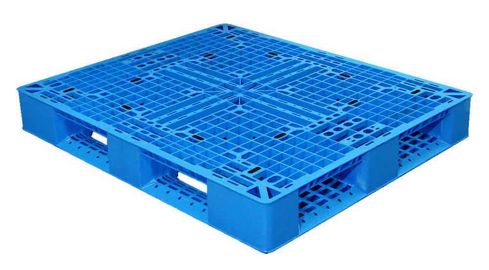 Is there a difference between nestable and stackable pallets?