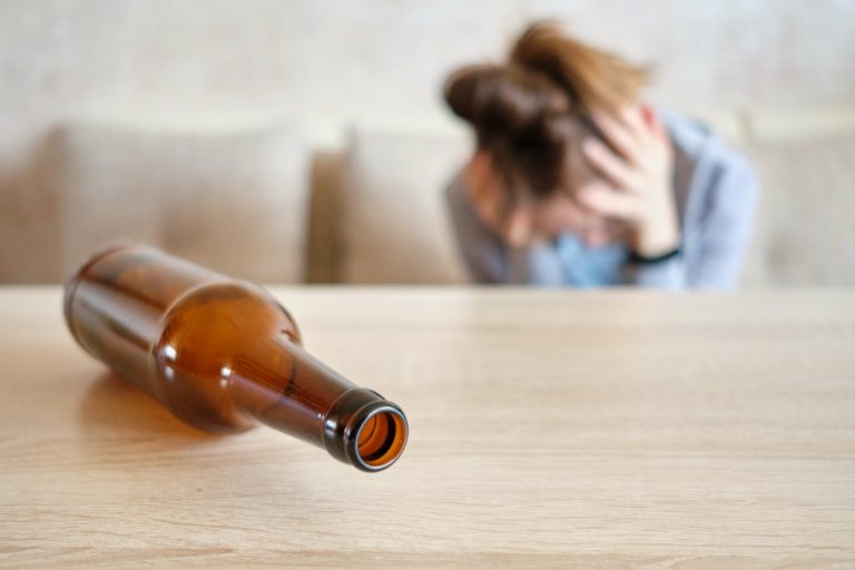 what percent of alcoholics relapse