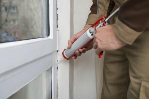 How to Seal Windows for Winter with Insulation