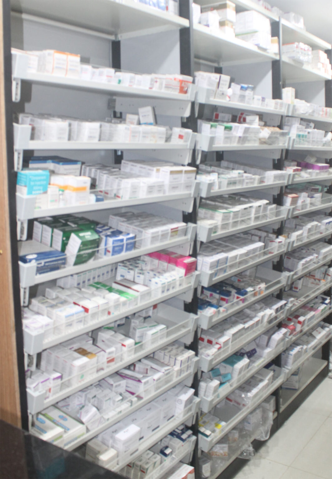 Pharmacy storage bin Pharmacy storage rack Medicine storage rack