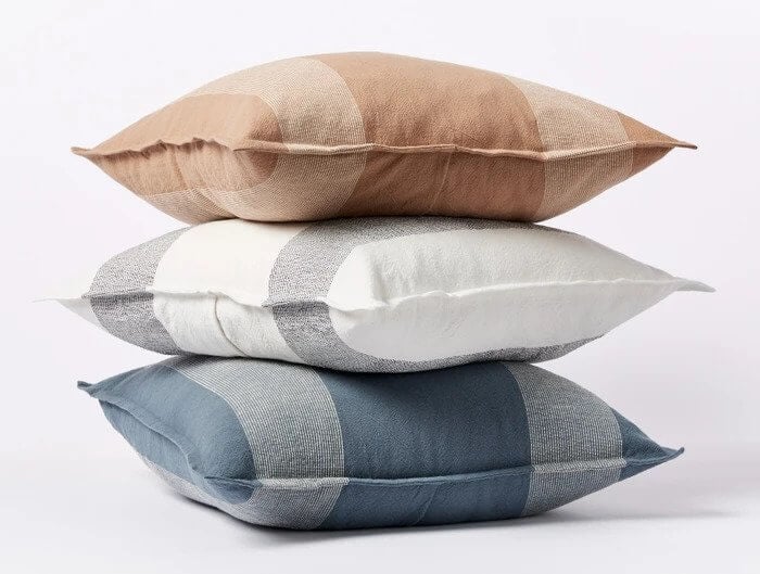 10 Best Natural Throw Pillows For An Eco Friendly Home