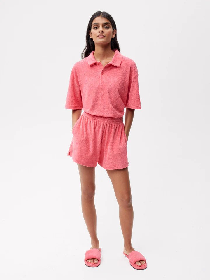 Is PacSun Fast Fashion? Brand Rating + Alternatives