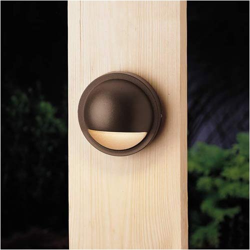 Low Voltage Deck Lighting