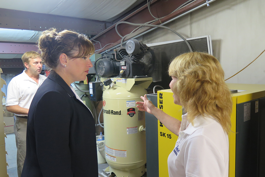 Ziobron: Tours Eddie’s Auto Body Shop in East Haddam – Eddie's Auto Body