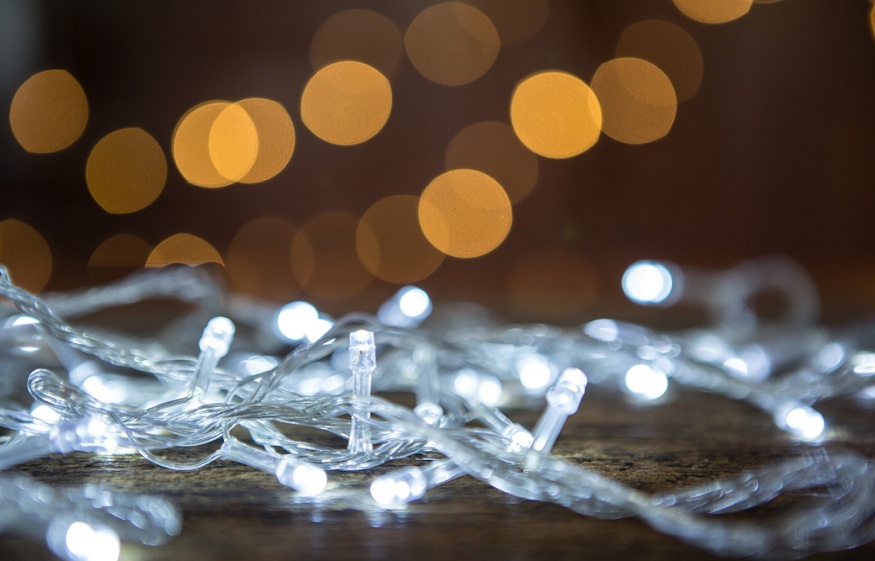 What is the Difference Between C7 And C9 LED Christmas Lights