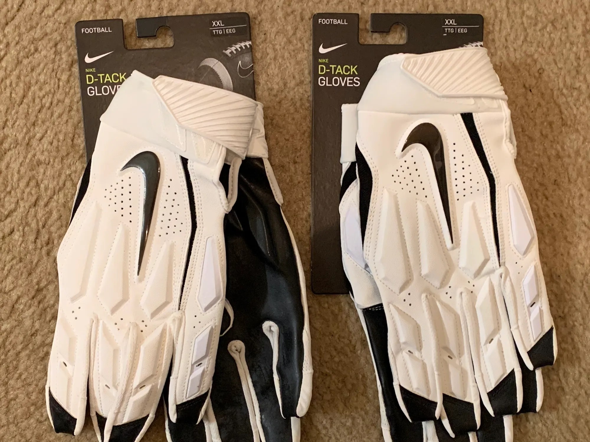 Nike DTack Gloves Football Red 2XL New With Tags 70 MRS San Francisco