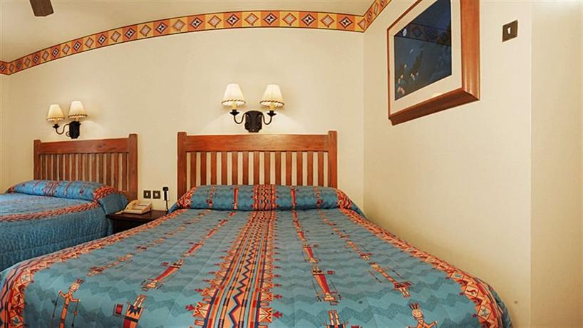 Disney S Hotel Santa Fe Hotels Marne La Vallee