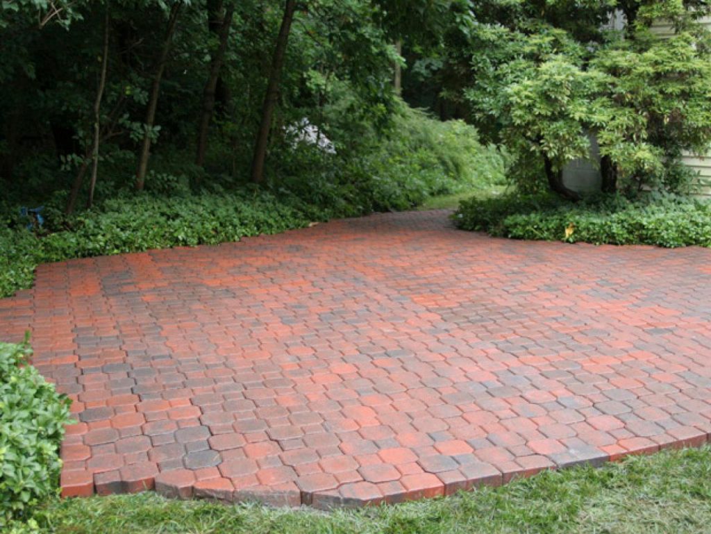 12 Cheaper Alternatives to Paver Patio EdgeFurnish