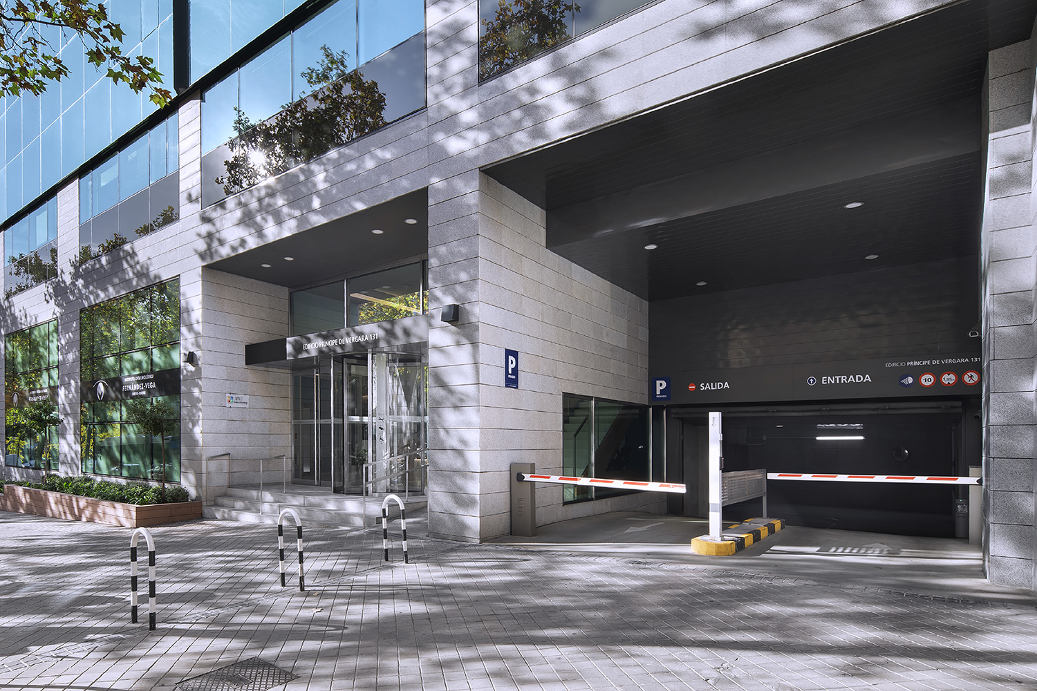 Galería Príncipe de Vergara, 131