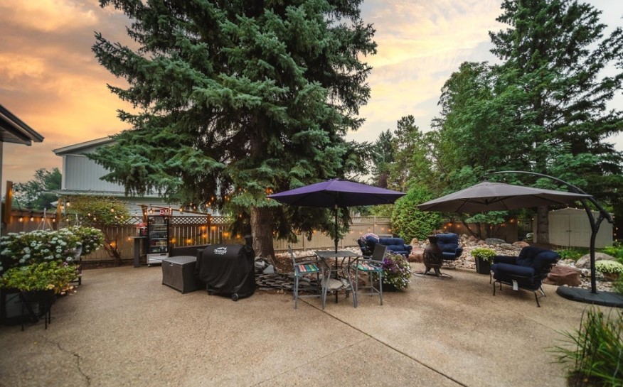 It Sold Claimed in Quesnell Edify.