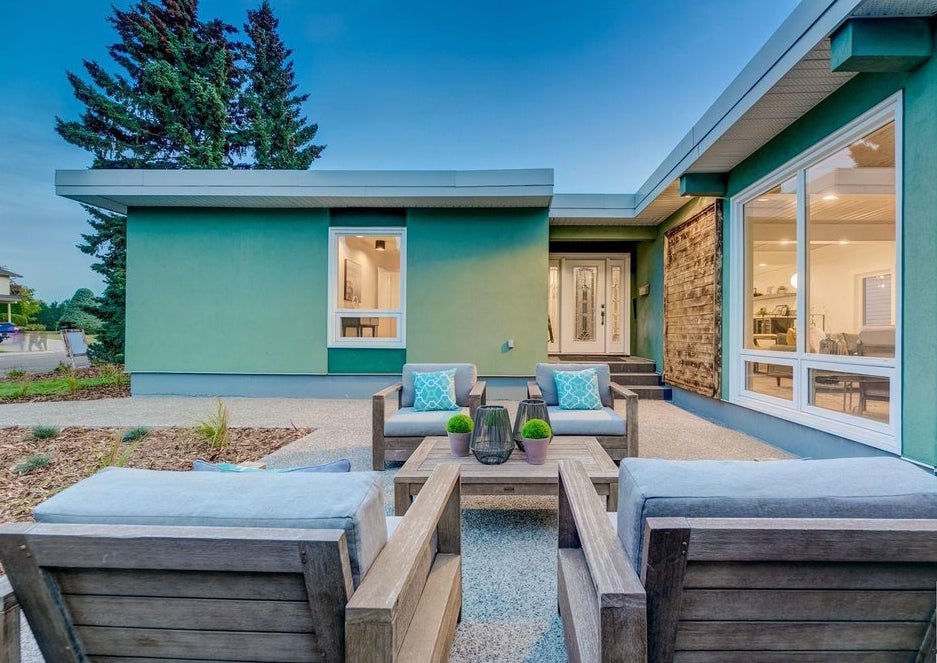 Property of the Week Relax on Rowland Road Edify.