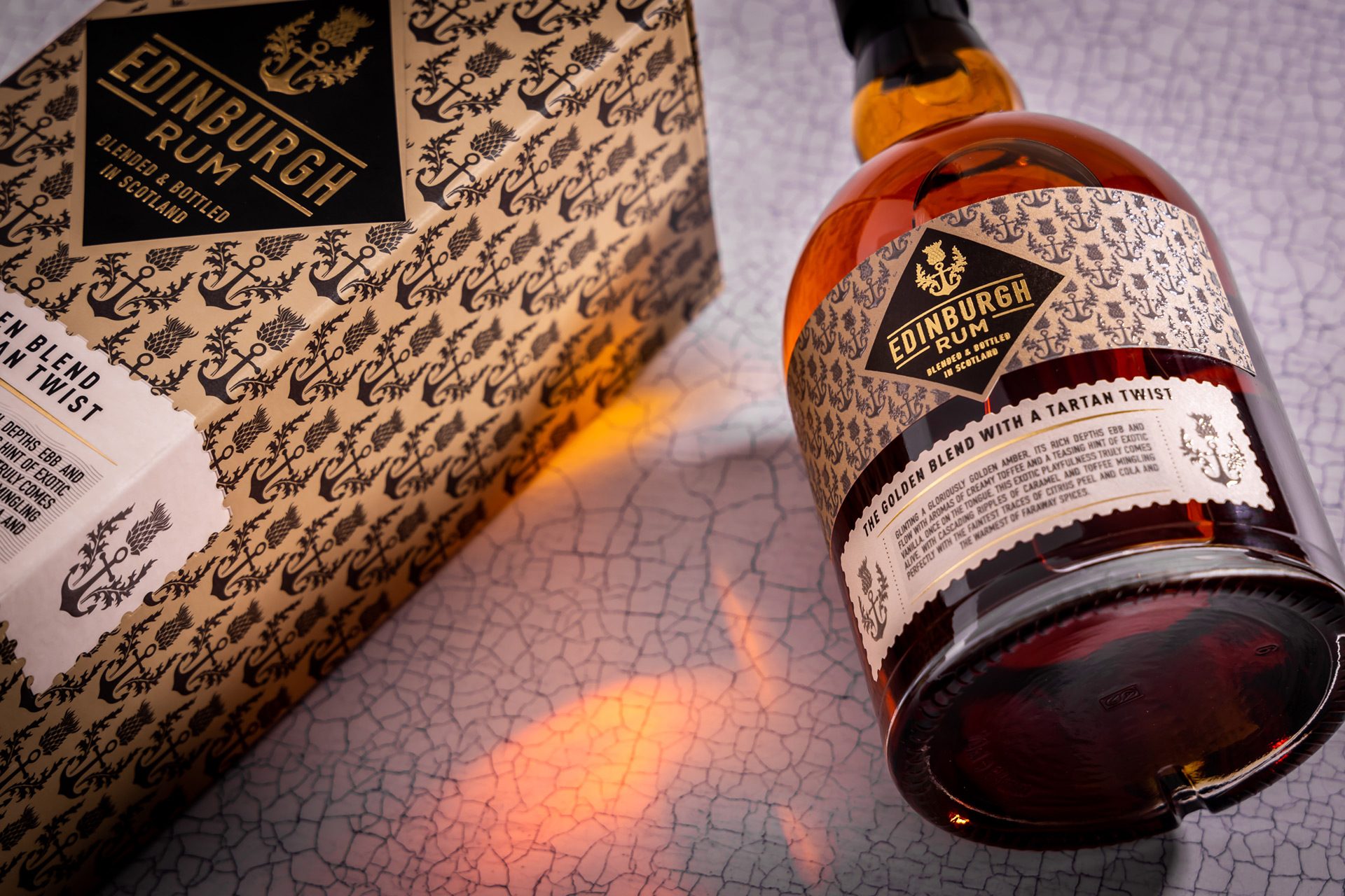 Edinburgh Rum The golden blend with a tartan twist