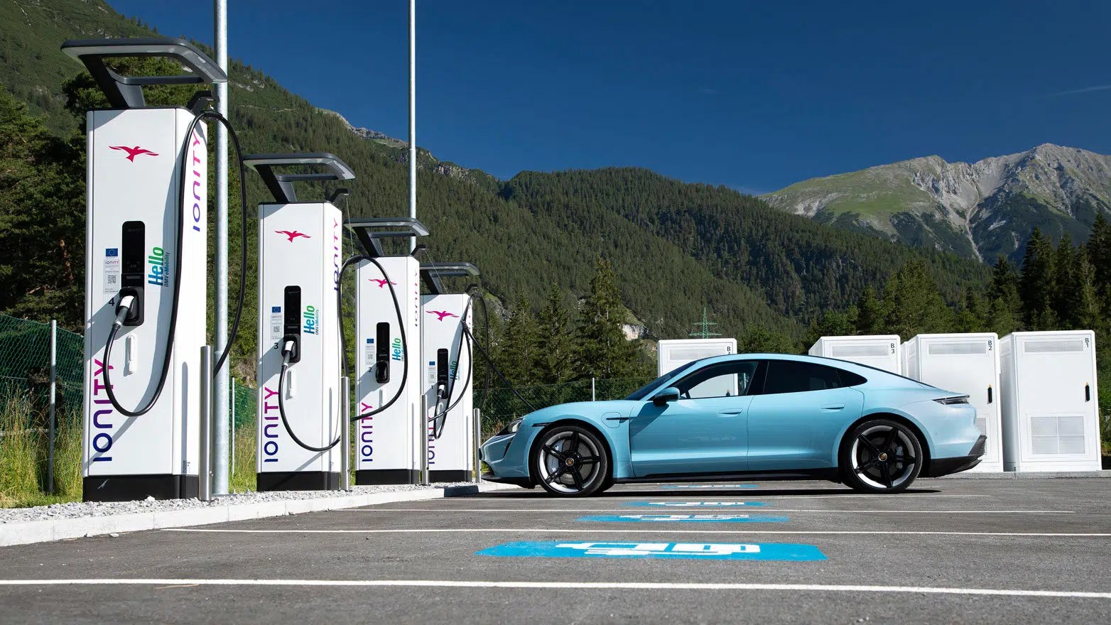 Einfach anstöpseln Porsche Taycan startet Plug&Charge Edison
