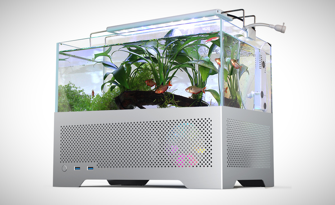 Literally Fishy PC Case Arrives With An Aquarium On Top