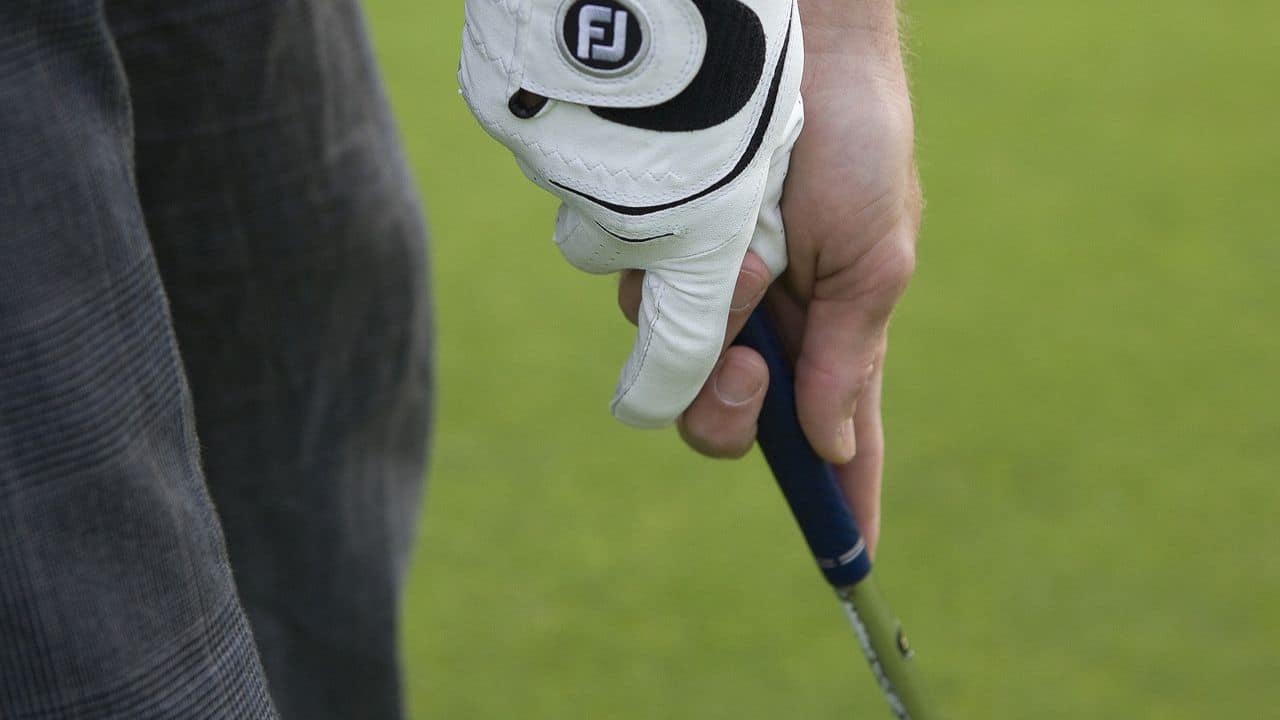 How to Grip a Driver? Editorialge
