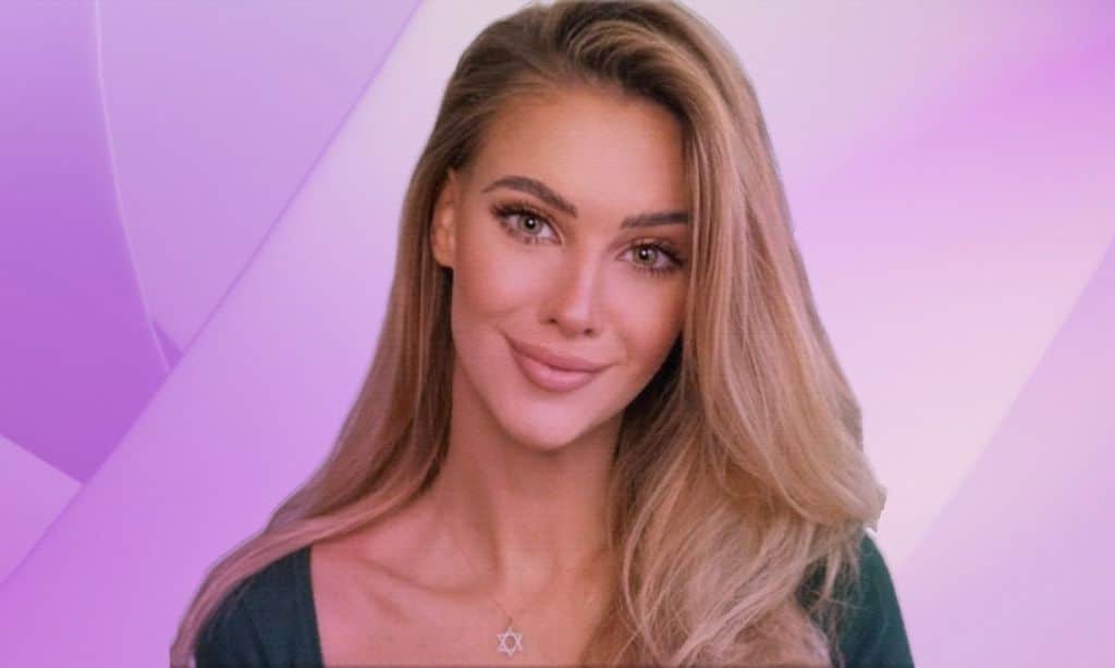 Is Veronika Rajek Jewish? The Truth Behind the Star of David Necklace