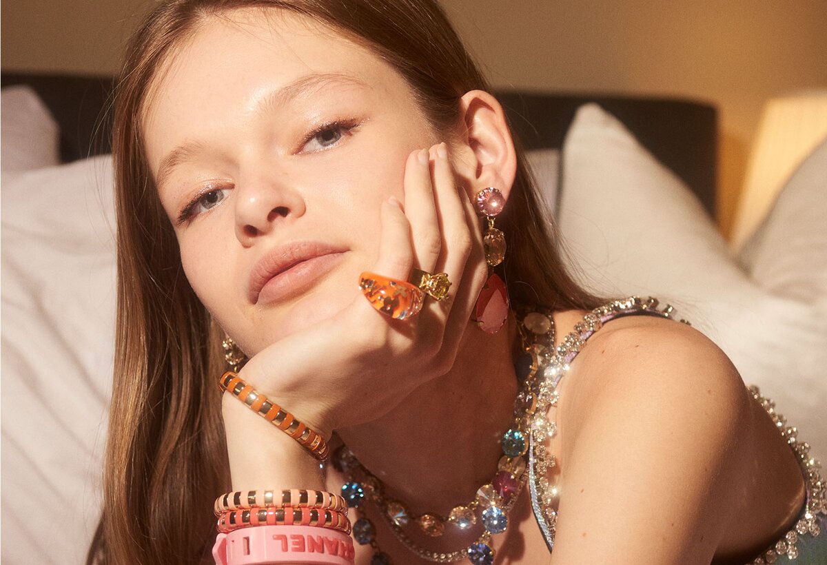 The 8 Best Jewelry Subscription Boxes to Try