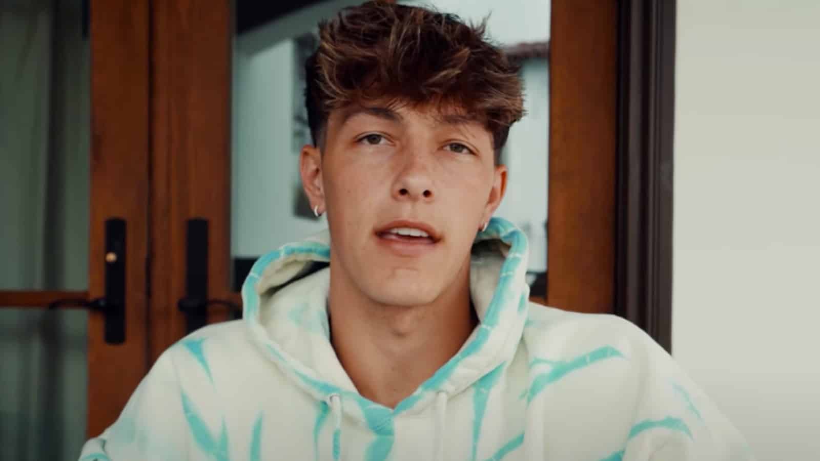 Tayler Holder responds to claims AnEsonGib was “robbed” in YouTubers vs