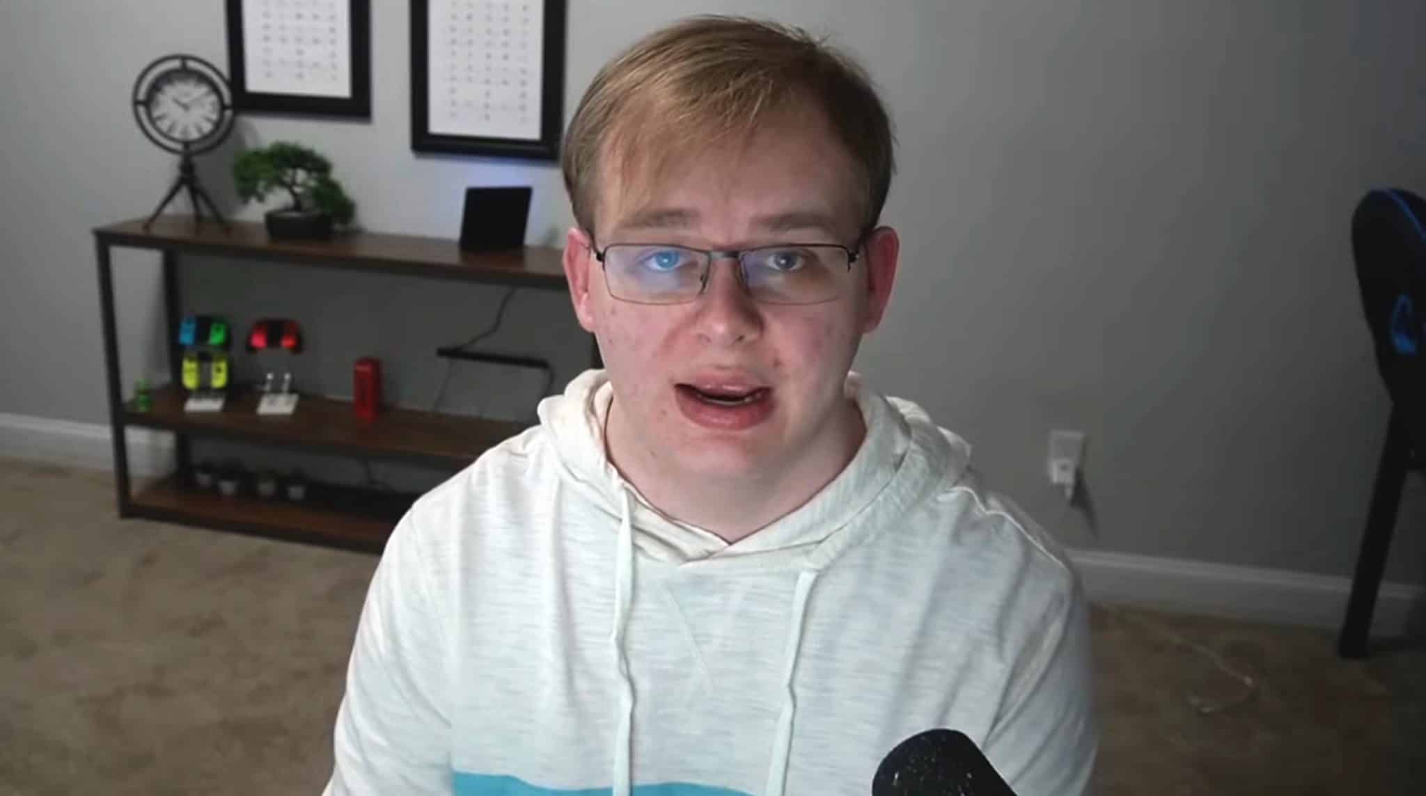 CallMeCarson confirms Twitch return seven months after grooming