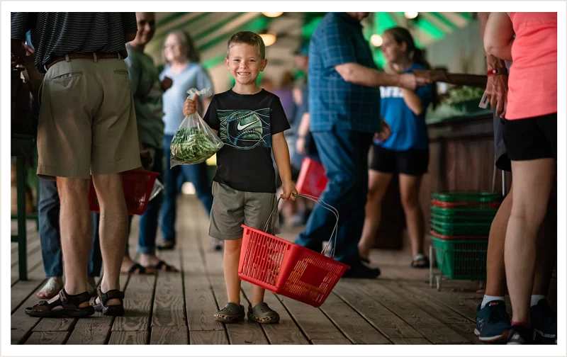Ed Lester Farms Coushatta, LA Louisiana Peaches, Purple Hull Peas, Farmers Market