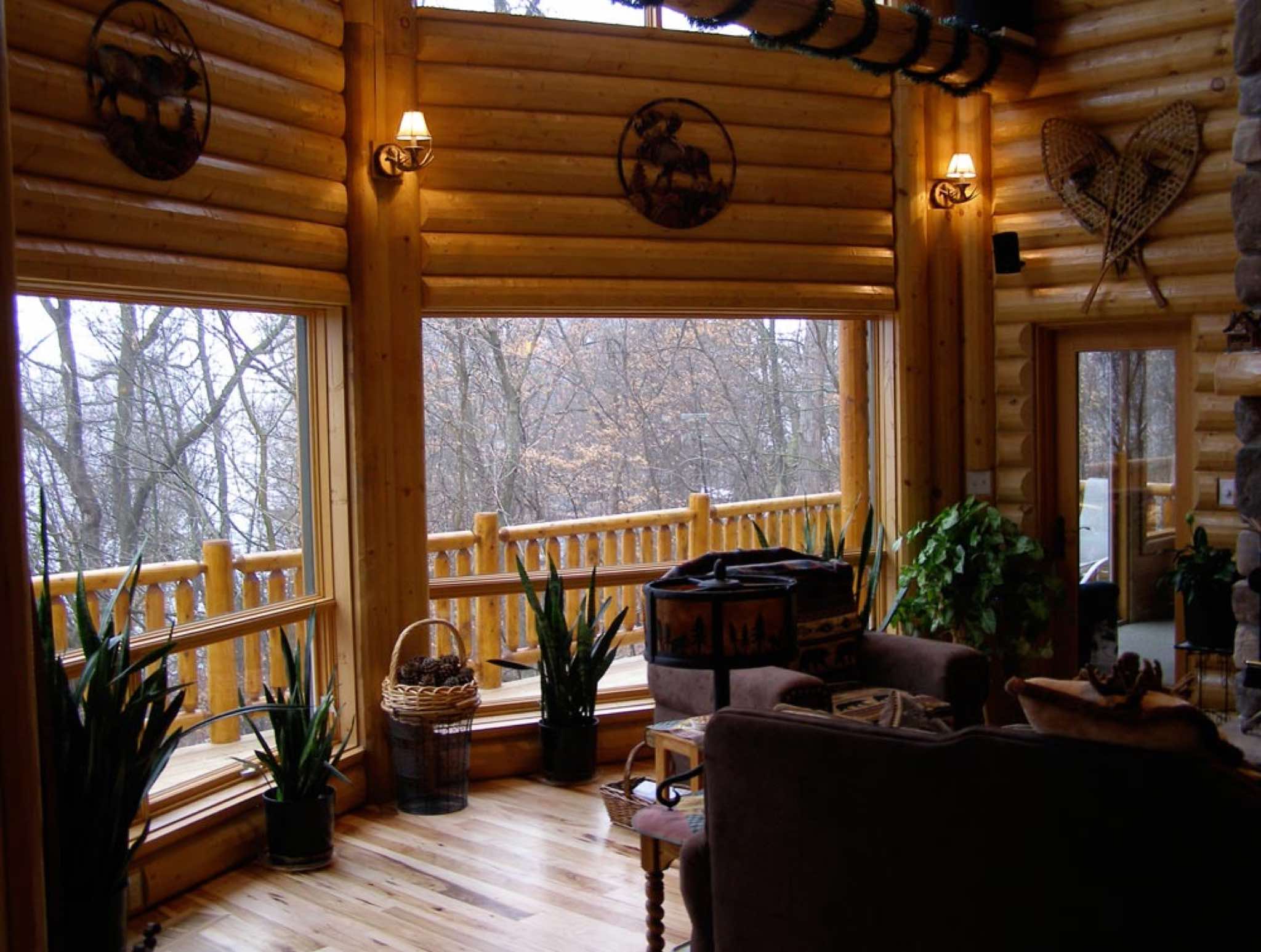 Minnesota Log Home on a Lake