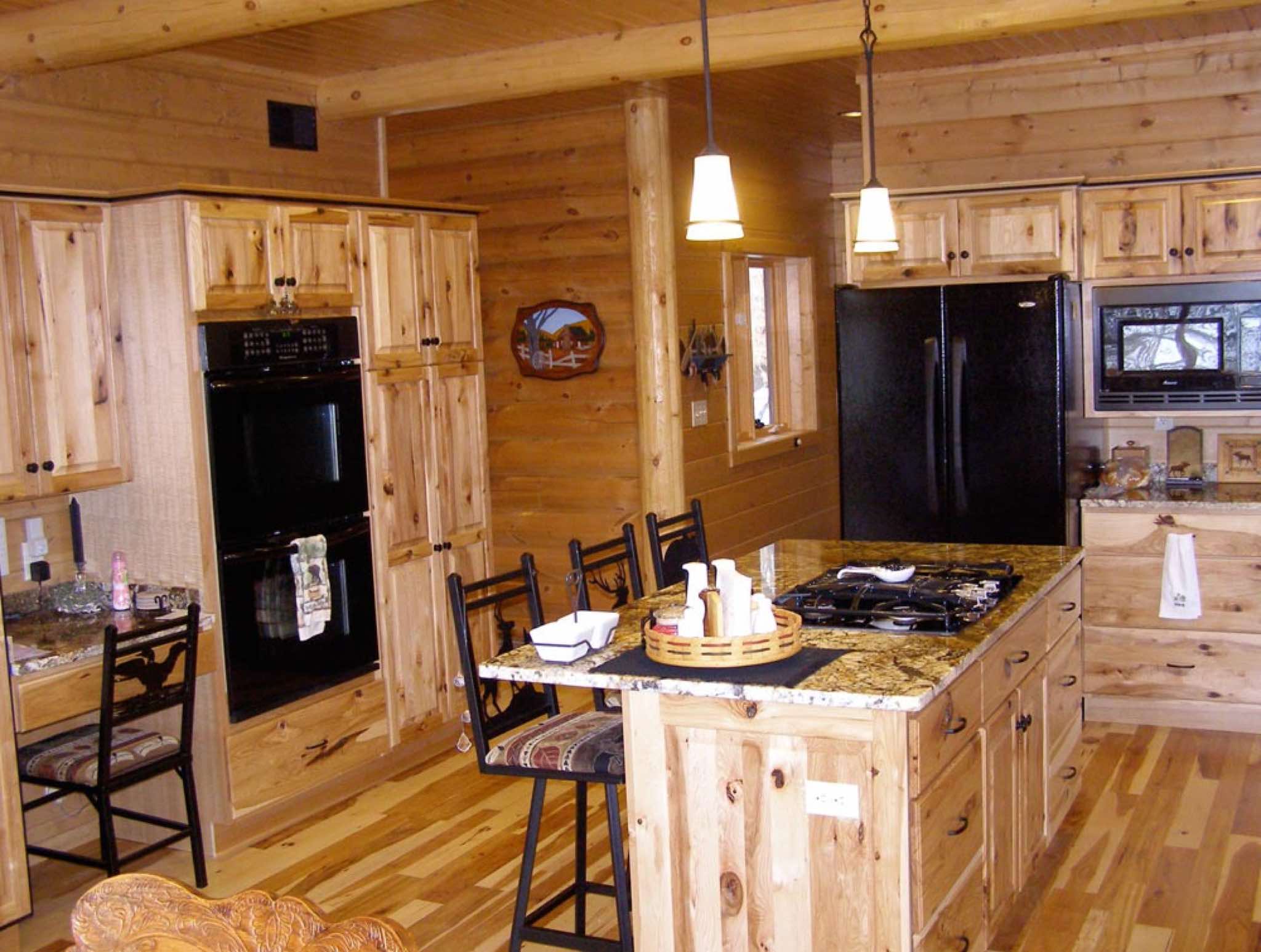 Minnesota Log Home on a Lake