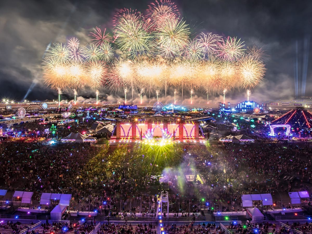 Top Rave Outfits to Wear to EDC Vegas 2022