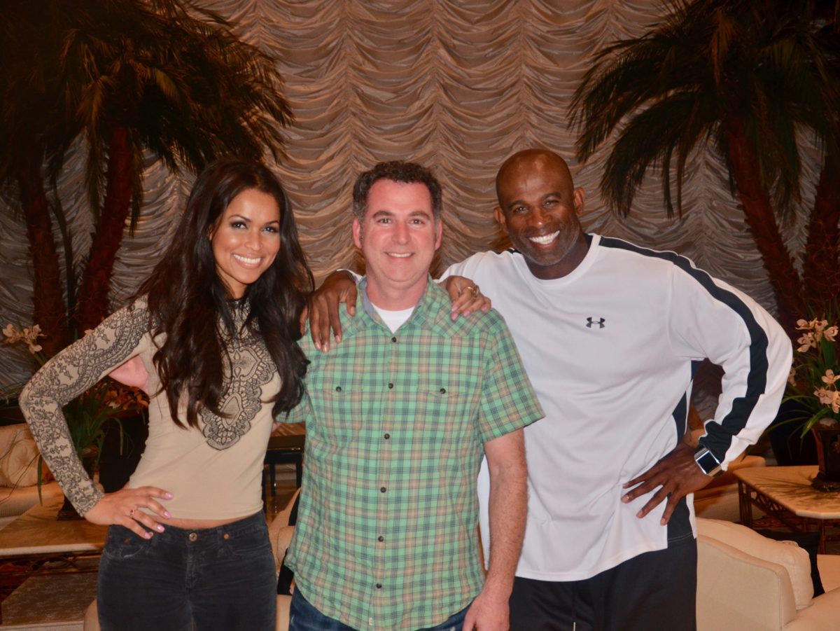 Edmonds Entertainment DEION’S FAMILY PLAYBOOK