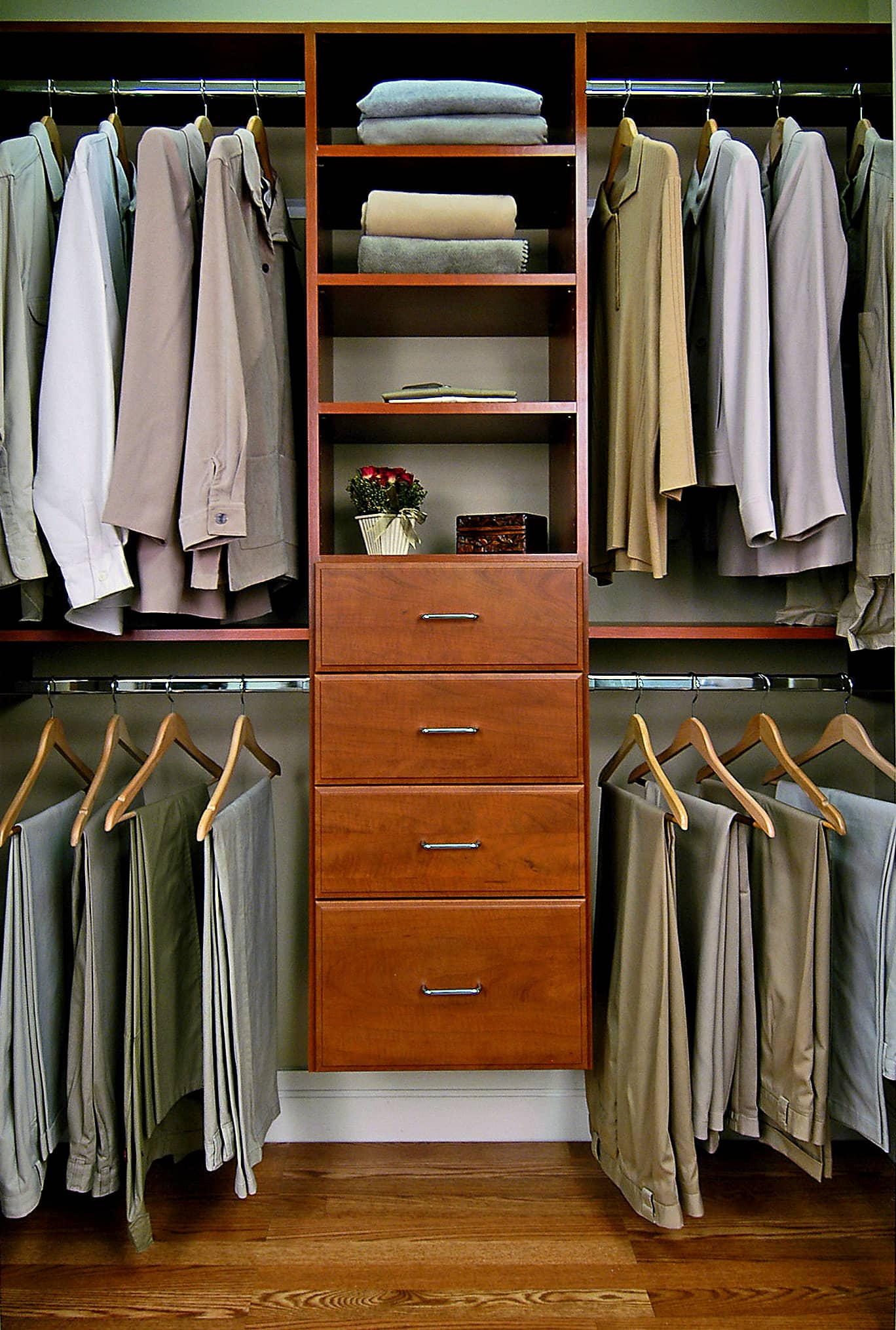 Edmonton Custom Closets