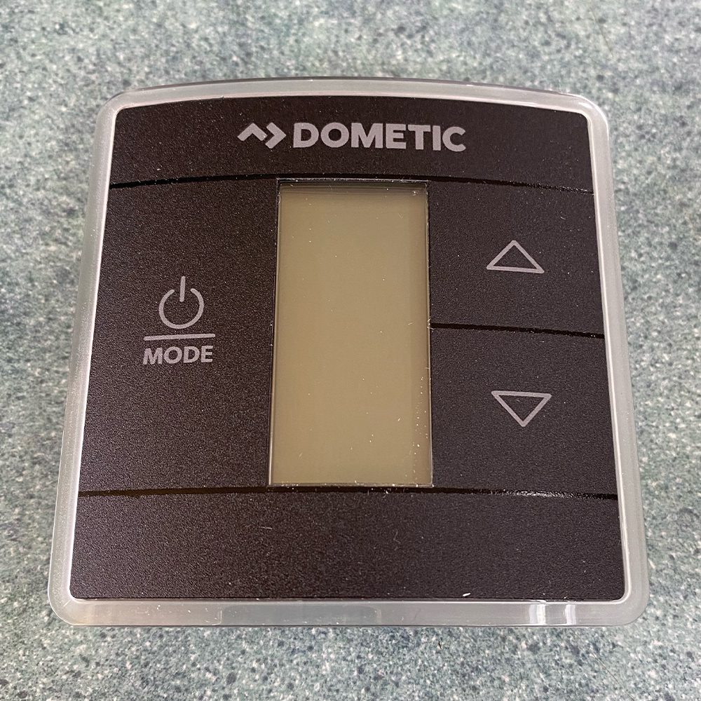 Dometic Single Zone TStat Heat/Cool/HS Black Edmonton RV Service