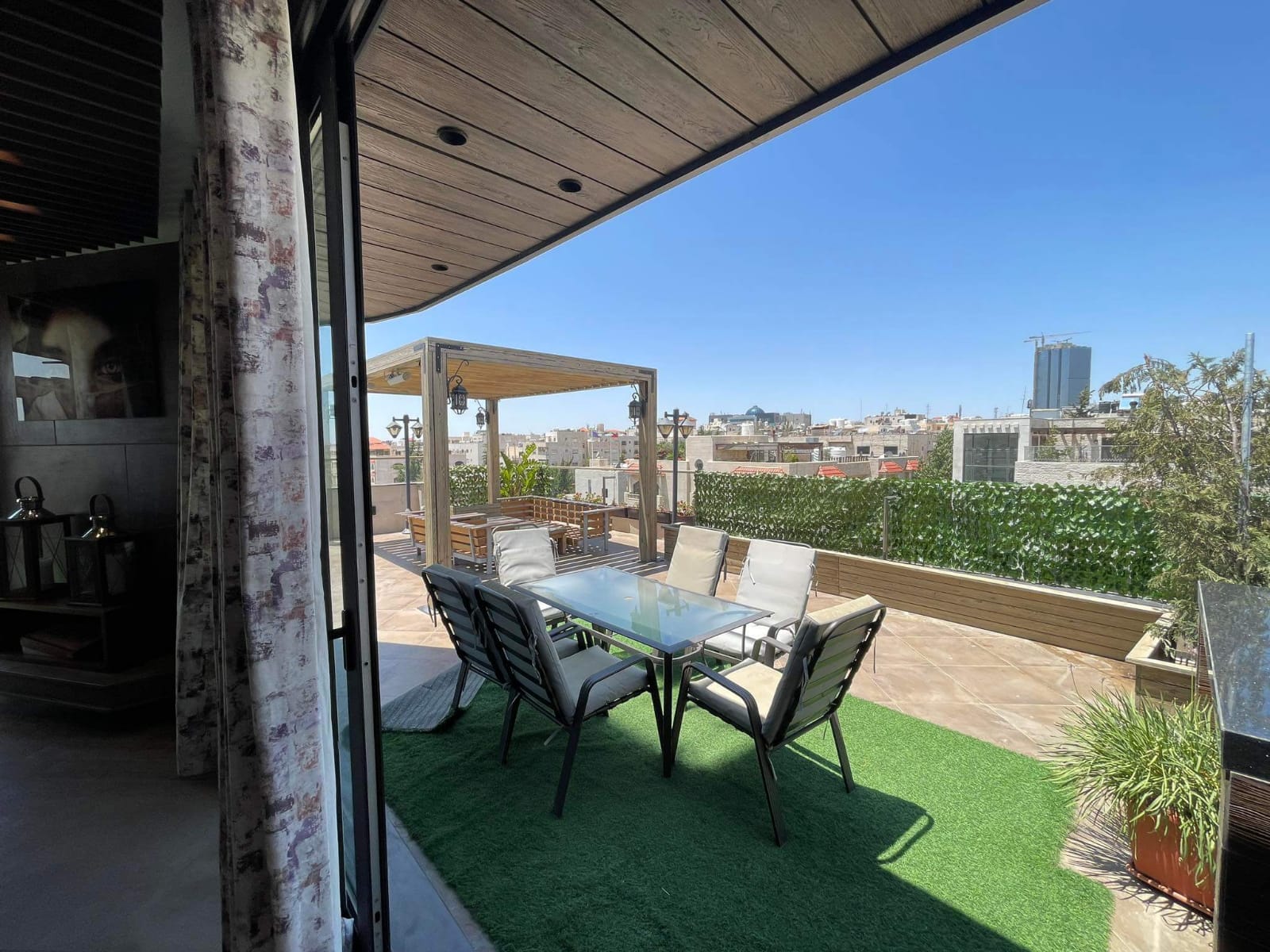 Luxury duplex rooftop for sale in Al Swafiyieh Edraj Real Estate