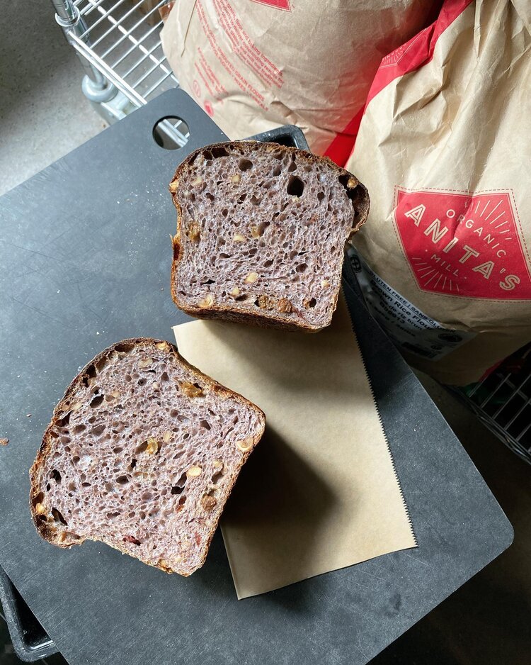 What Can You do With Leftover Bread? BReD