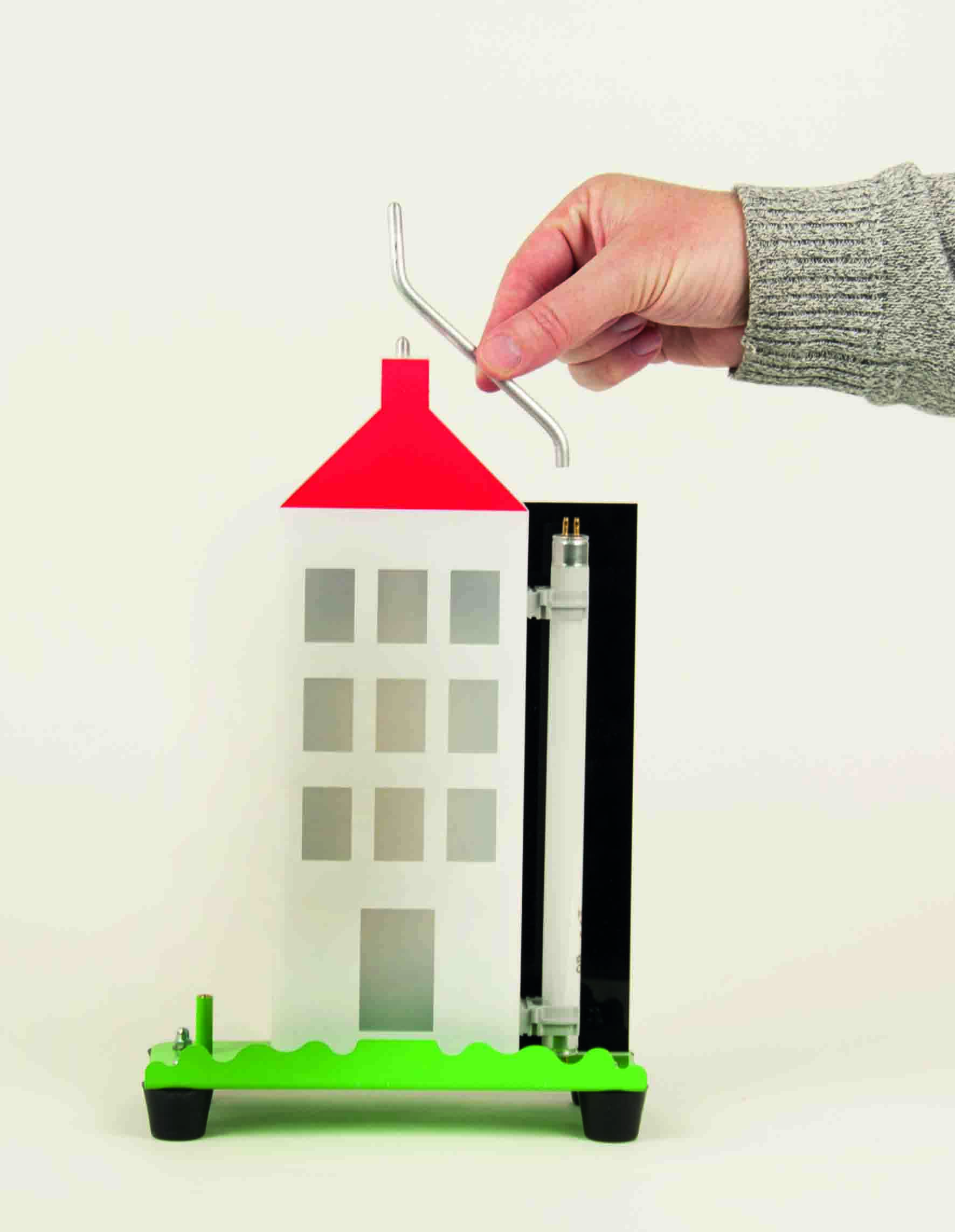 House with lightning conductor Eduscience