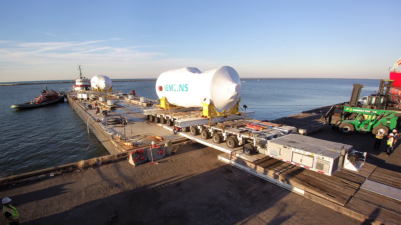 Watch as Edwards rolls off 2 Gas Turbines from barge at a Great Lakes