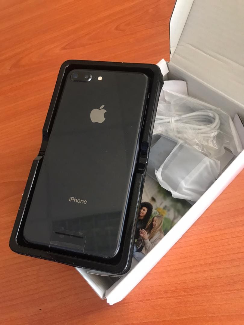 Apple iPhone 8 Plus 64GB / 256GB Unlocked Shop Electronics
