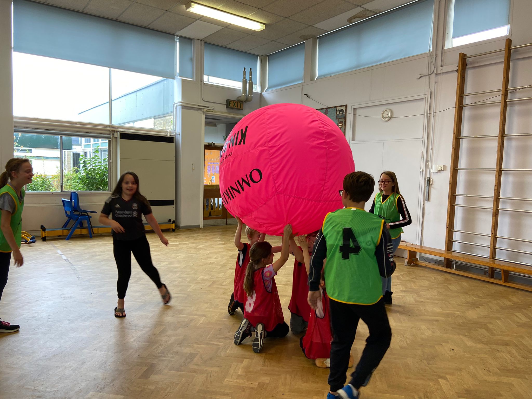 Oakwood Primary Move More Camp with Move More · Eequ