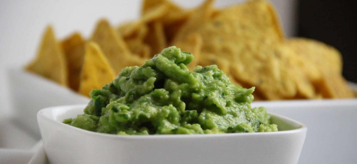 Nacho's met guacamole. Voor de lekkere trek Eetman
